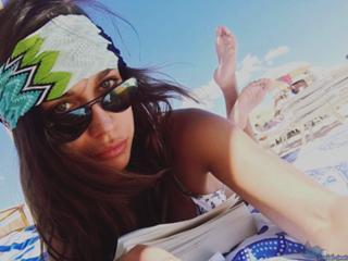 Ludovica Frasca feet photo thumbnail