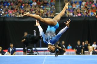 Simone Biles feet photo thumbnail