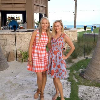 Reese Witherspoon feet photo thumbnail