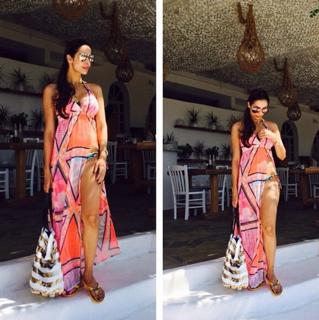 Malaika Arora feet photo thumbnail