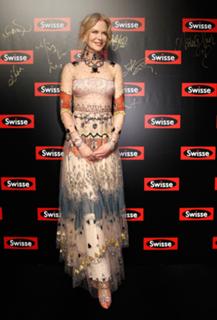 Nicole Kidman feet photo thumbnail