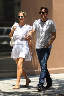 Nicky Rothschild feet photo thumbnail