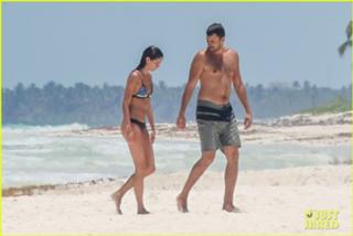 Sara Sampaio feet photo thumbnail