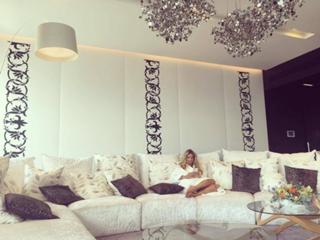 Vera Brezhneva feet photo thumbnail
