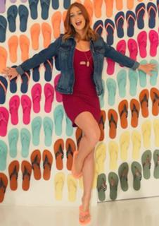 Marina Ruy Barbosa feet photo thumbnail