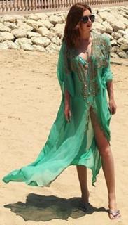 Marina Ruy Barbosa feet photo thumbnail