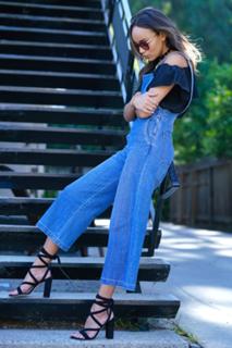 Ashley Madekwe feet photo thumbnail