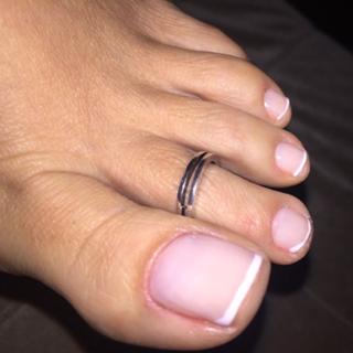 Karin Klemp feet photo thumbnail