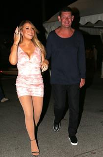 Mariah Carey feet photo thumbnail