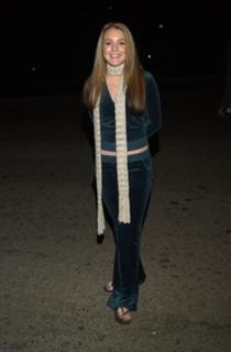 Lindsay Lohan feet photo thumbnail