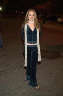 Lindsay Lohan feet photo thumbnail