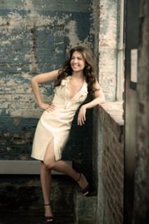 Thalía feet photo thumbnail