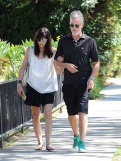 Selma Blair feet photo thumbnail