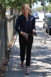 Chloë Grace Moretz feet photo thumbnail