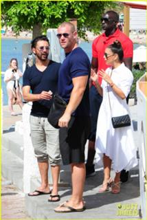 Eva Longoria feet photo thumbnail