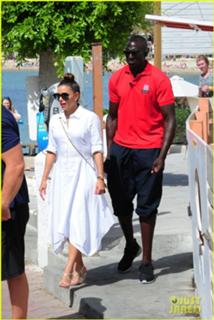 Eva Longoria feet photo thumbnail