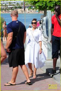 Eva Longoria feet photo thumbnail