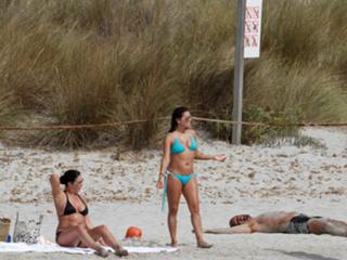 Eva Longoria feet photo thumbnail
