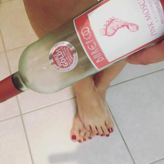 Franciely Freduzeski feet photo thumbnail