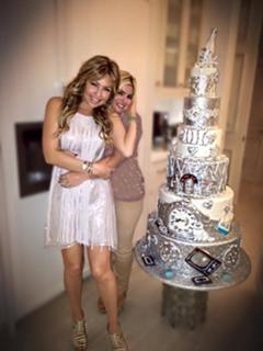 Thalía feet photo thumbnail
