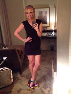 Thalía feet photo thumbnail