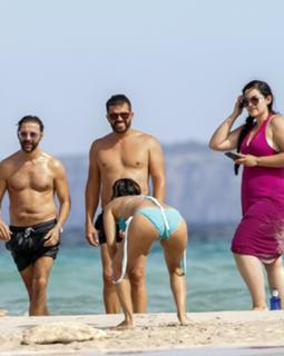 Eva Longoria feet photo thumbnail