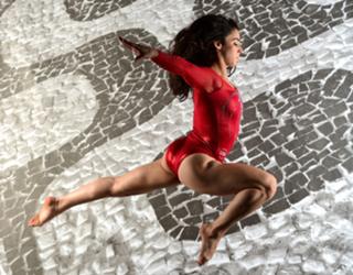 Aly Raisman feet photo thumbnail