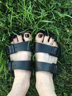 Julianne Moore feet photo thumbnail