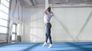 Aly Raisman feet photo thumbnail