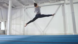 Aly Raisman feet photo thumbnail