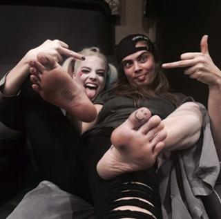 Cara Delevingne feet photo thumbnail