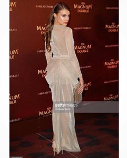 Xenia Tchoumitcheva feet photo thumbnail