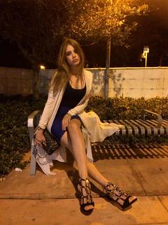 Xenia Tchoumitcheva feet photo thumbnail