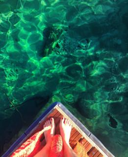 Xenia Tchoumitcheva feet photo thumbnail