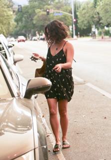 Vanessa Hudgens feet photo thumbnail