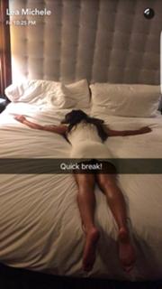 Lea Michele feet photo thumbnail