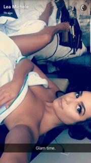 Lea Michele feet photo thumbnail