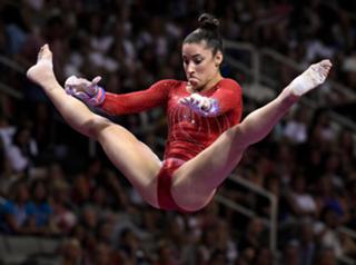 Aly Raisman feet photo thumbnail