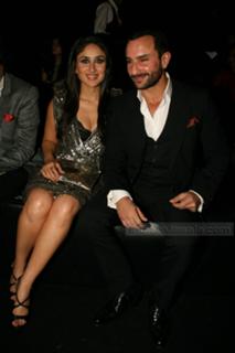 Kareena Kapoor feet photo thumbnail