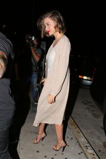 Miranda Kerr feet photo thumbnail