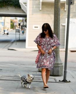Selma Blair feet photo thumbnail