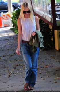Kate Bosworth feet photo thumbnail