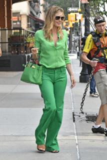 Heidi Klum feet photo thumbnail