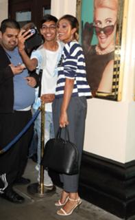 Alesha Dixon feet photo thumbnail
