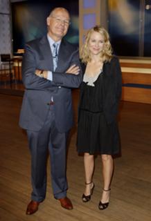 Naomi Watts feet photo thumbnail