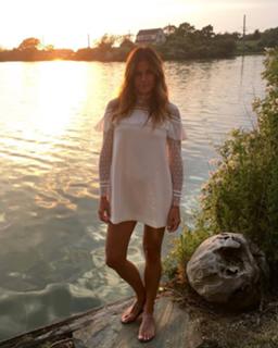 Kelly Bensimon feet photo thumbnail