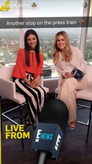 Victoria Justice feet photo thumbnail