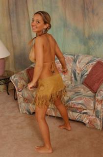 Christina Model feet photo thumbnail