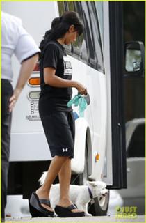 Jada Pinkett Smith feet photo thumbnail