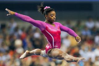 Simone Biles feet photo thumbnail
